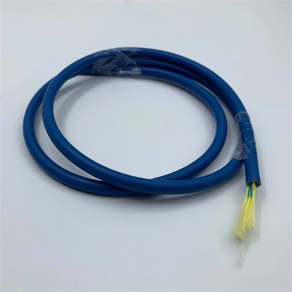 How to peel the pigtail fiber evenly on one side